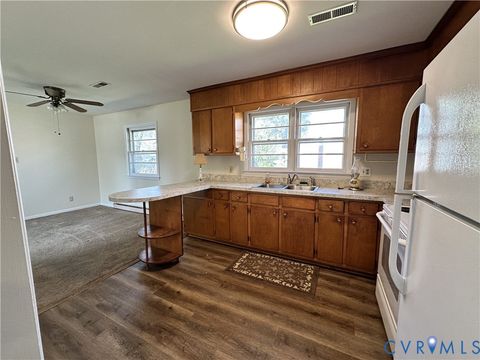 Tiny photo for 803 Belfast Avenue, Hampton, VA 23661 (MLS # 2606748)