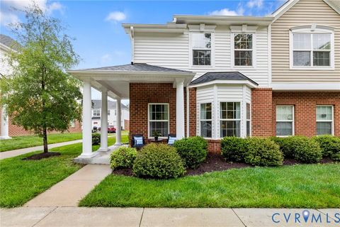 Photo of 7370 Pebble Lake Drive, Mechanicsville, VA 23111 (MLS # 2613195)