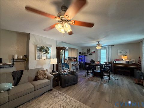 Tiny photo for 1124 Myrtle Street, Suffolk, VA 23434 (MLS # 2618223)