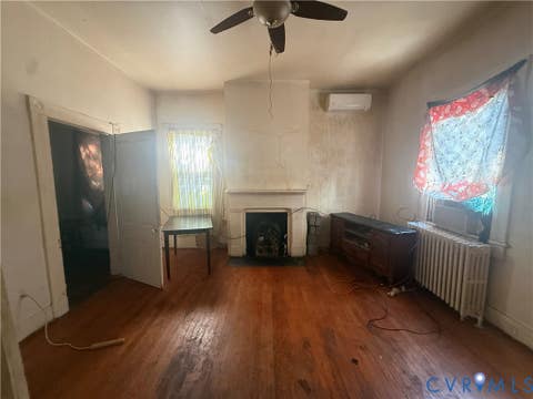 Tiny photo for 136 Marshall Street, Petersburg, VA 23803 (MLS # 2620716)