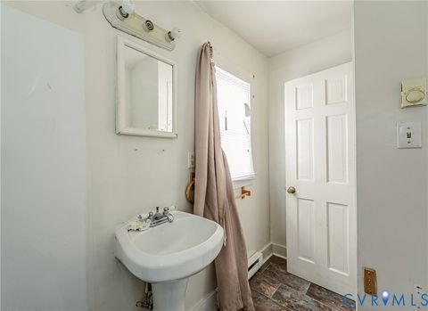 Tiny photo for 1047 Sussex Street, Petersburg, VA 23803 (MLS # 2532840)