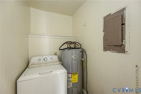 Tiny photo for 1047 Sussex Street, Petersburg, VA 23803 (MLS # 2532840)