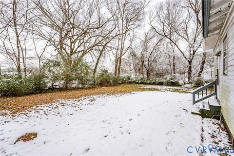 Tiny photo for 1047 Sussex Street, Petersburg, VA 23803 (MLS # 2532840)