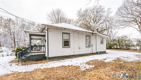 Tiny photo for 1047 Sussex Street, Petersburg, VA 23803 (MLS # 2532840)