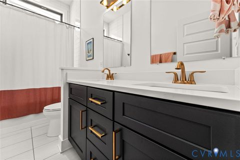 Tiny photo for 817 N 33rd Street, Richmond, VA 23223 (MLS # 2611426)