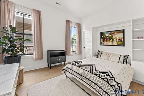 Tiny photo for 817 N 33rd Street, Richmond, VA 23223 (MLS # 2611426)