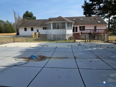 Tiny photo for 375 Schoolhouse Road, Farmville, VA 23901 (MLS # 2608706)