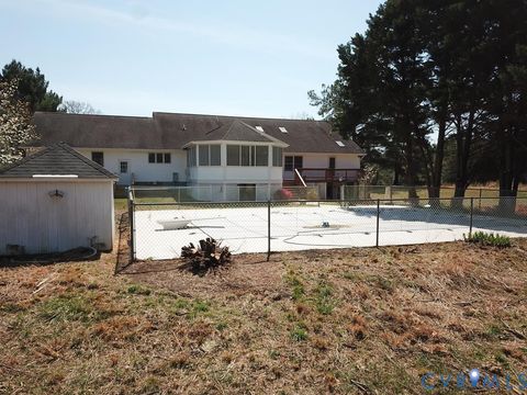 Tiny photo for 375 Schoolhouse Road, Farmville, VA 23901 (MLS # 2608706)