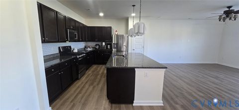 Tiny photo for 9005 White Plains Court, Mechanicsville, VA 23116 (MLS # 2612646)