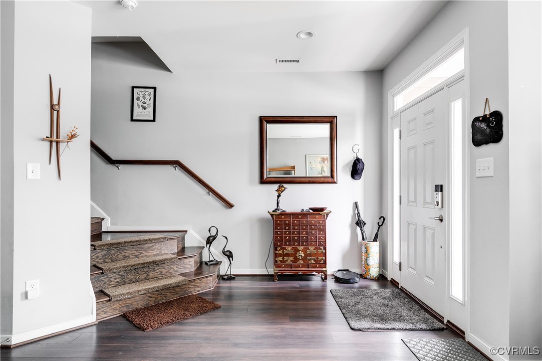 32 Capital Trail Row