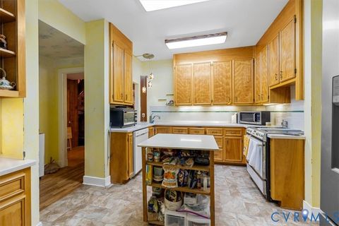 Tiny photo for 6611 Loamy Court, Chesterfield, VA 23838 (MLS # 2612730)