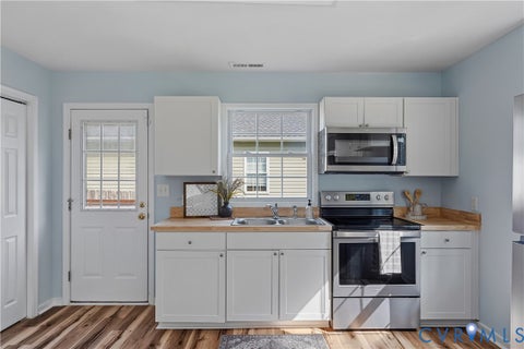 Tiny photo for 1112 Salem Avenue, Hopewell, VA 23860 (MLS # 2625042)