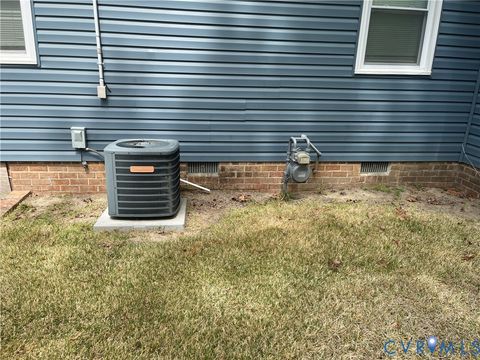 Tiny photo for 2123 Anderson Street, Petersburg, VA 23805 (MLS # 2609541)