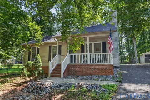 Photo of 26 Cresthill Court, Ruther Glen, VA 22546 (MLS # 2621130)