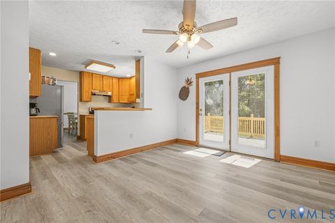 Tiny photo for 4 Old Homestead Circle, Palmyra, VA 22963 (MLS # 2611807)