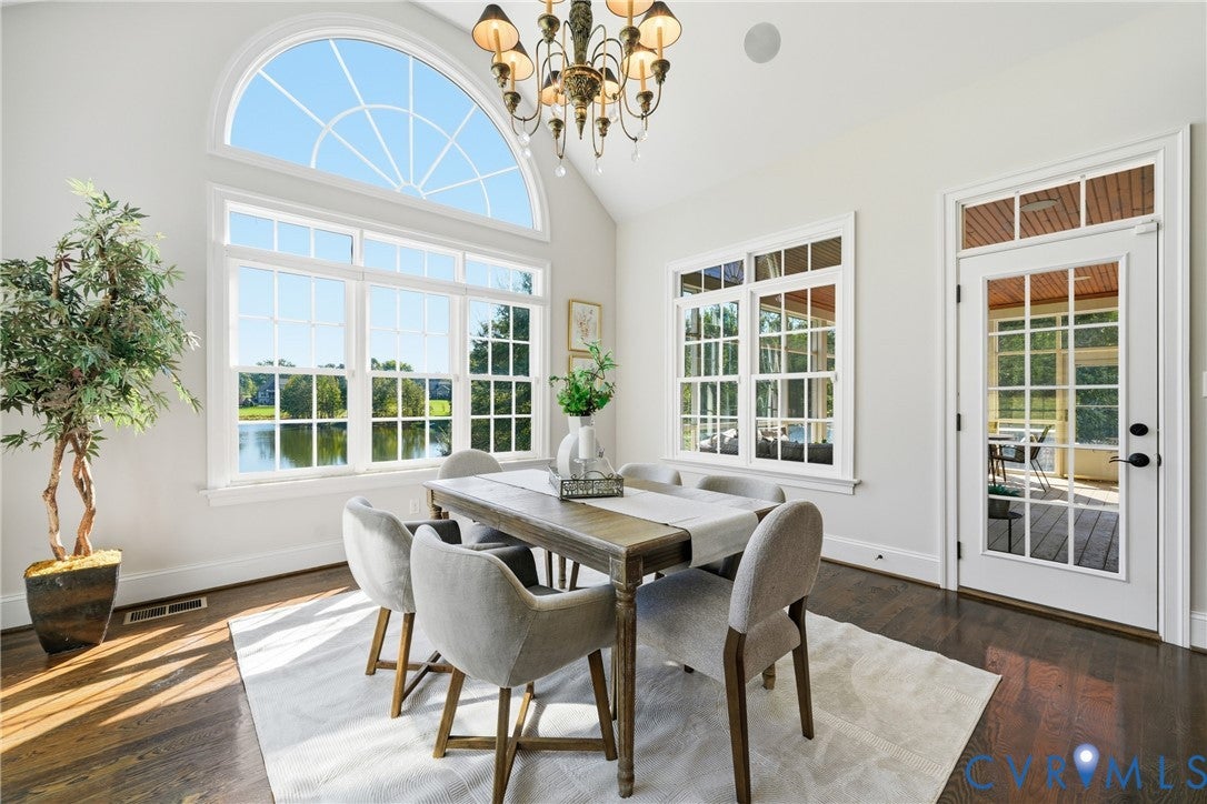 3401 Lake Pines Place