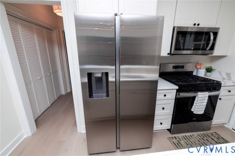 Tiny photo for 3521 Hanover Avenue #B, Richmond, VA 23221 (MLS # 2628528)