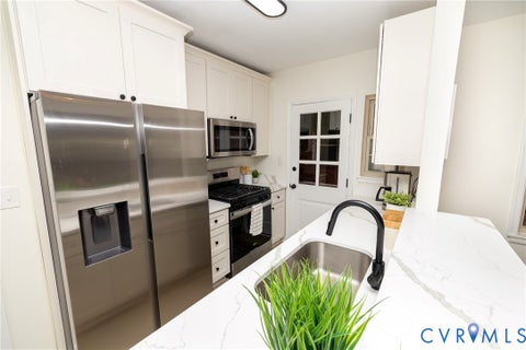 Tiny photo for 3521 Hanover Avenue #B, Richmond, VA 23221 (MLS # 2628528)