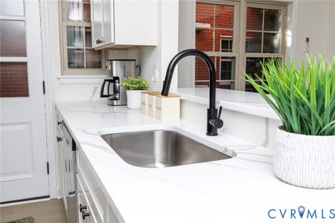 Tiny photo for 3521 Hanover Avenue #B, Richmond, VA 23221 (MLS # 2628528)