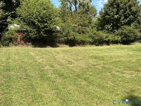 Tiny photo for 2025 N Dupuy Road, Petersburg, VA 23803 (MLS # 2524813)