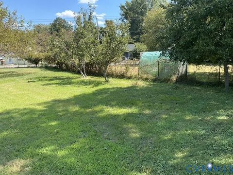 Tiny photo for 2025 N Dupuy Road, Petersburg, VA 23803 (MLS # 2524813)