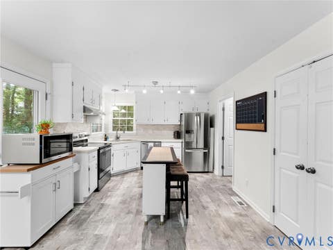 Tiny photo for 11700 Winbury Terrace, Midlothian, VA 23114 (MLS # 2621153)