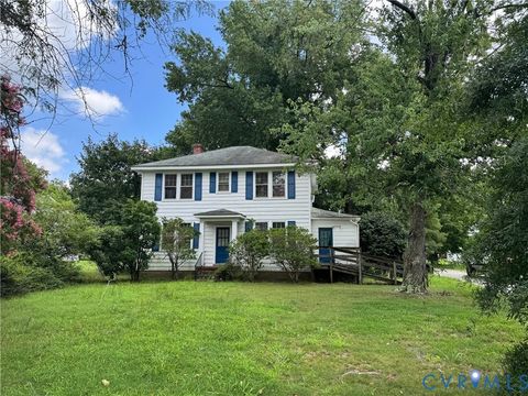 Photo of 484 Main Street, Warsaw, VA 22572 (MLS # 2521200)