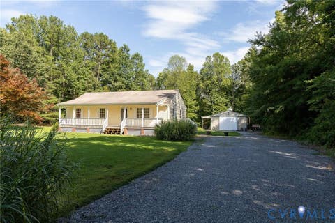 Photo of 28 Will Davis Road, Hanover, VA 23069 (MLS # 2621077)