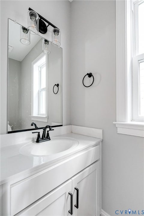 Tiny photo for 312 E 33rd Street, Richmond, VA 23224 (MLS # 2623999)