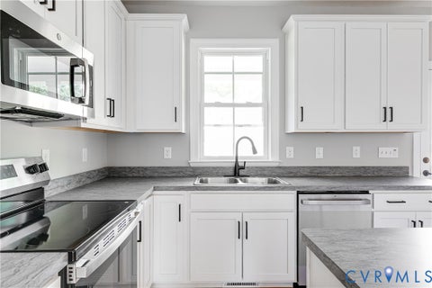 Tiny photo for 312 E 33rd Street, Richmond, VA 23224 (MLS # 2623999)
