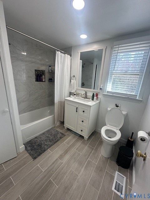 Tiny photo for 2789 Sussex Drive, Emporia, VA 23847 (MLS # 2605288)