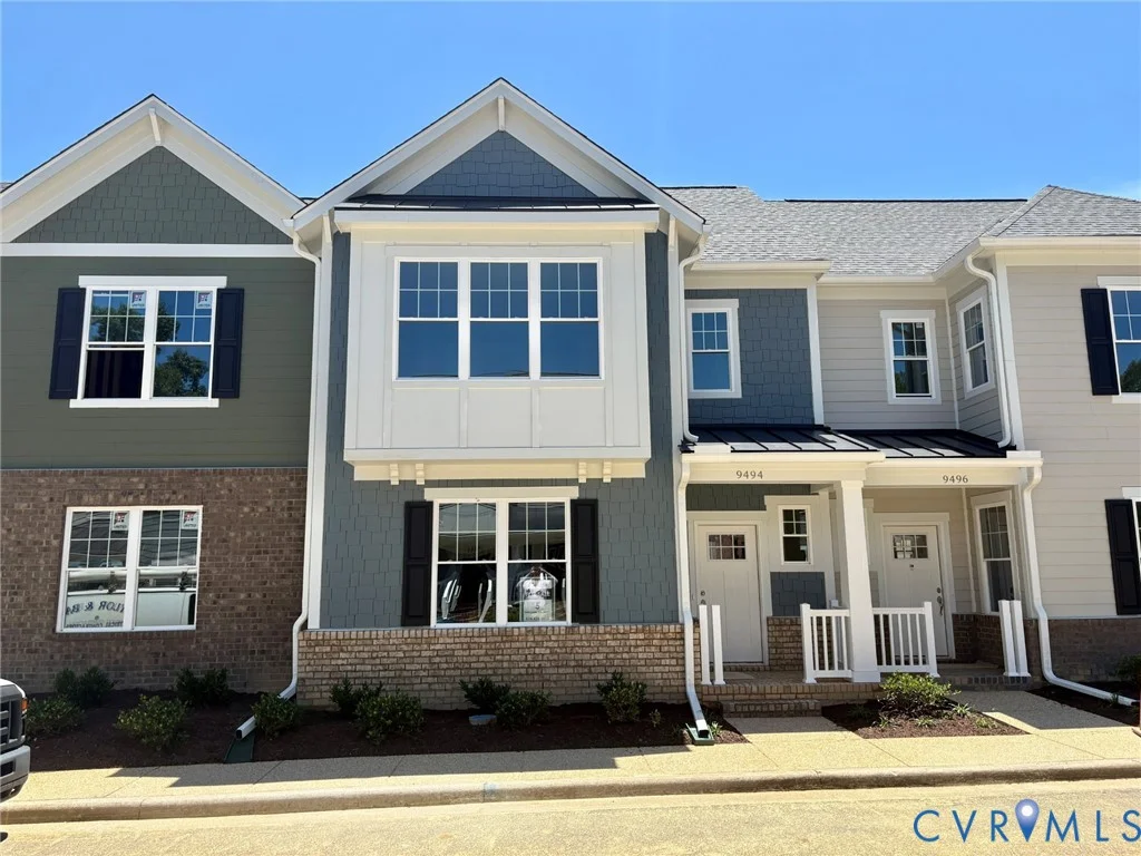 9494 Creek Summit Circle