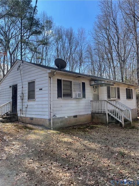 Photo of 15227 Horseshoe Bridge Road, Hanover, VA 23047 (MLS # 2604793)