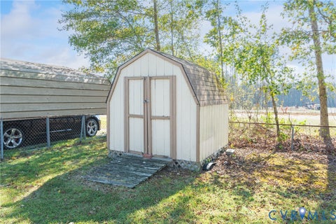 Tiny photo for 542 Petty Street, Petersburg, VA 23805 (MLS # 2628161)