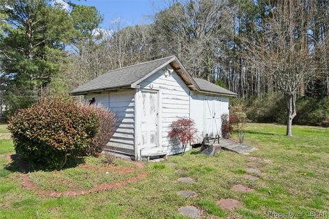 A home in Mathews