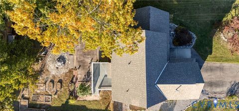 Tiny photo for 300 Confederate Run Court, Henrico, VA 23075 (MLS # 2529418)
