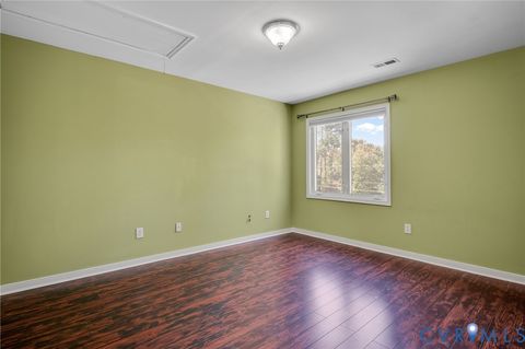 Tiny photo for 300 Confederate Run Court, Henrico, VA 23075 (MLS # 2529418)