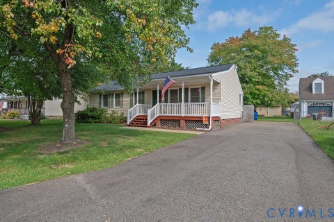 Tiny photo for 6418 Chenault Way, Mechanicsville, VA 23111 (MLS # 2625572)