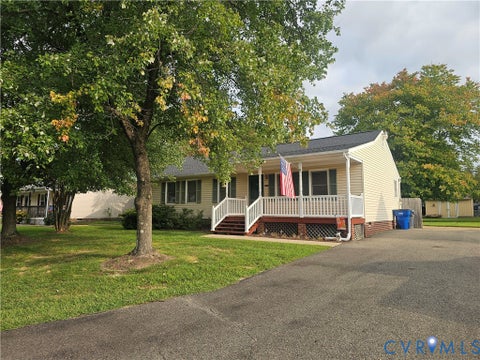 Tiny photo for 6418 Chenault Way, Mechanicsville, VA 23111 (MLS # 2625572)