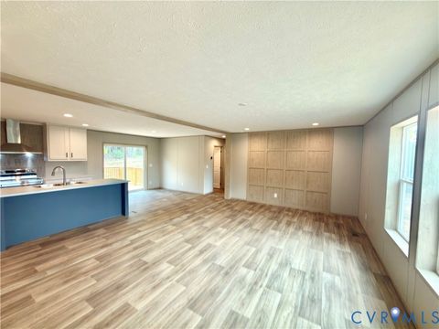 Tiny photo for 12579 Thomas Jefferson Highway, Pamplin, VA 23958 (MLS # 2619638)