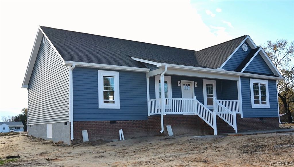 Photo for 25509 Front Road, North Dinwiddie, VA 23803 (MLS # 2231333)