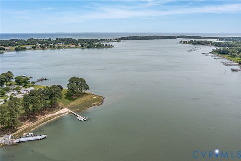 Tiny photo for 108 Ferry View Drive, Heathsville, VA 22473 (MLS # 2613284)