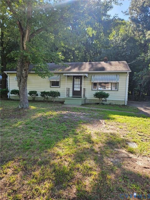 Photo of 937 Kingsway Road, Richmond, VA 23225 (MLS # 2622656)