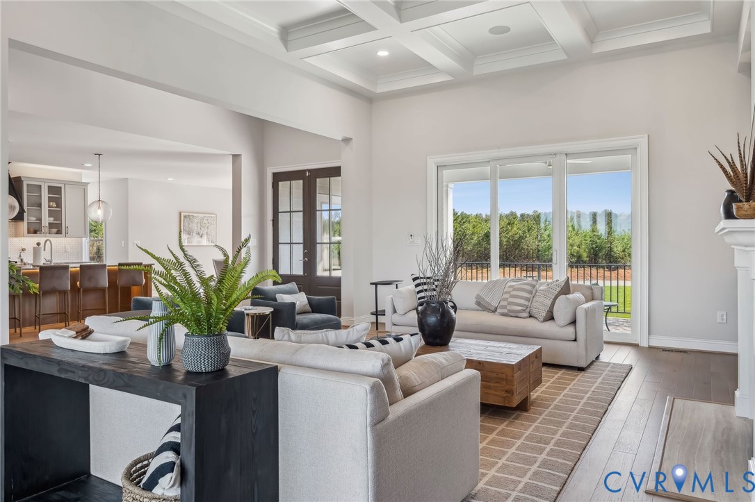 2-4 Pocahontas Trail