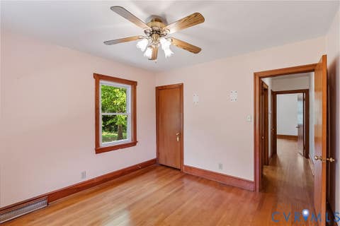 Tiny photo for 27039 N James Madison Highway, New Canton, VA 23123 (MLS # 2620081)