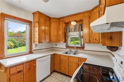Tiny photo for 27039 N James Madison Highway, New Canton, VA 23123 (MLS # 2620081)