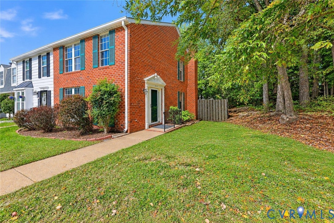 1815 Random Winds Court