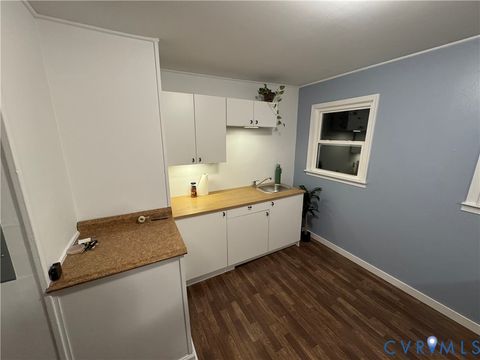 Tiny photo for 105 Gravatt Avenue, Nottoway, VA 23824 (MLS # 2525383)