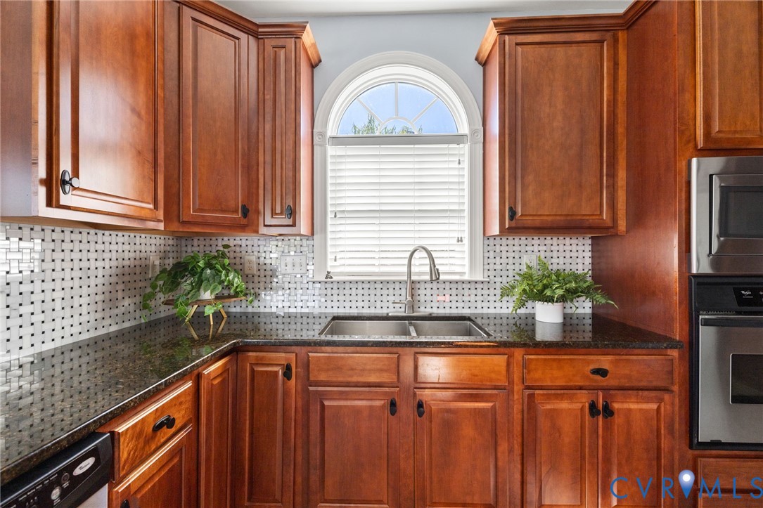 Midlothian, Virginia 23112, United States, 4 Bedrooms Bedrooms, ,4 BathroomsBathrooms,Residential,Active,225645