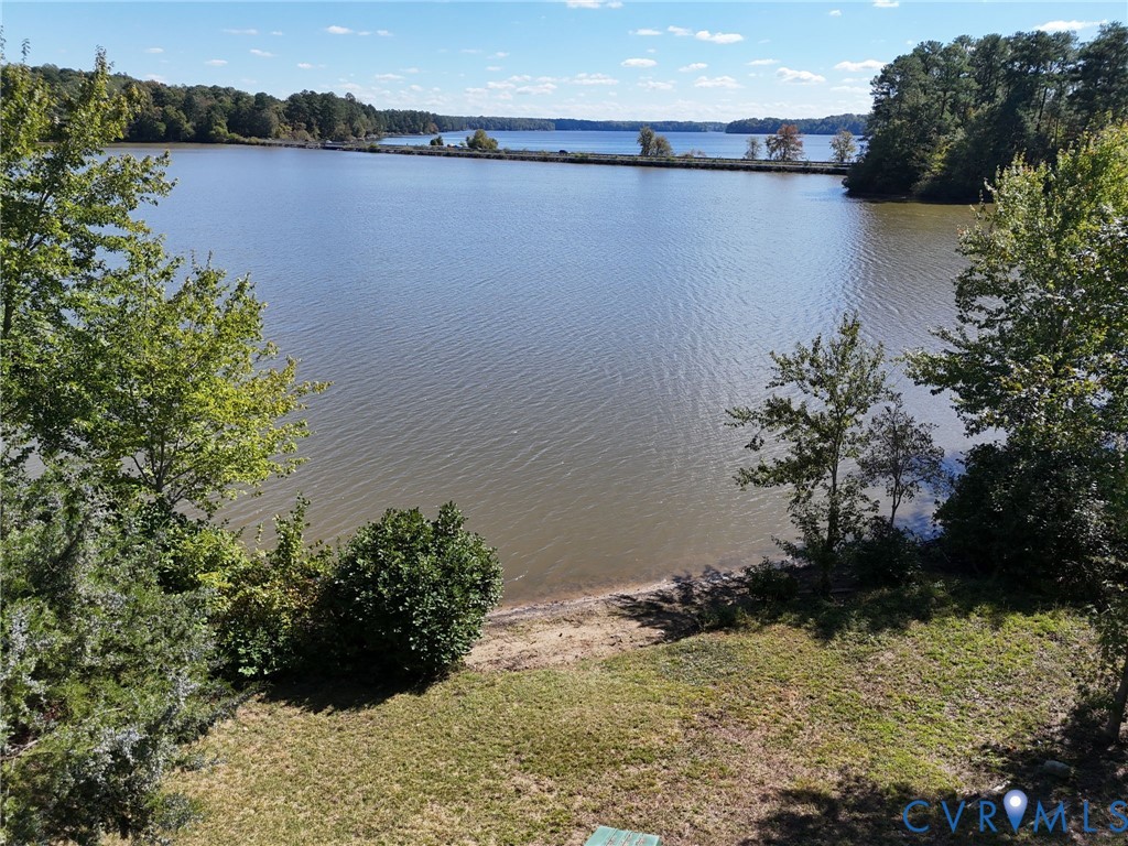 Midlothian, Virginia 23112, United States, 4 Bedrooms Bedrooms, ,4 BathroomsBathrooms,Residential,Active,225645